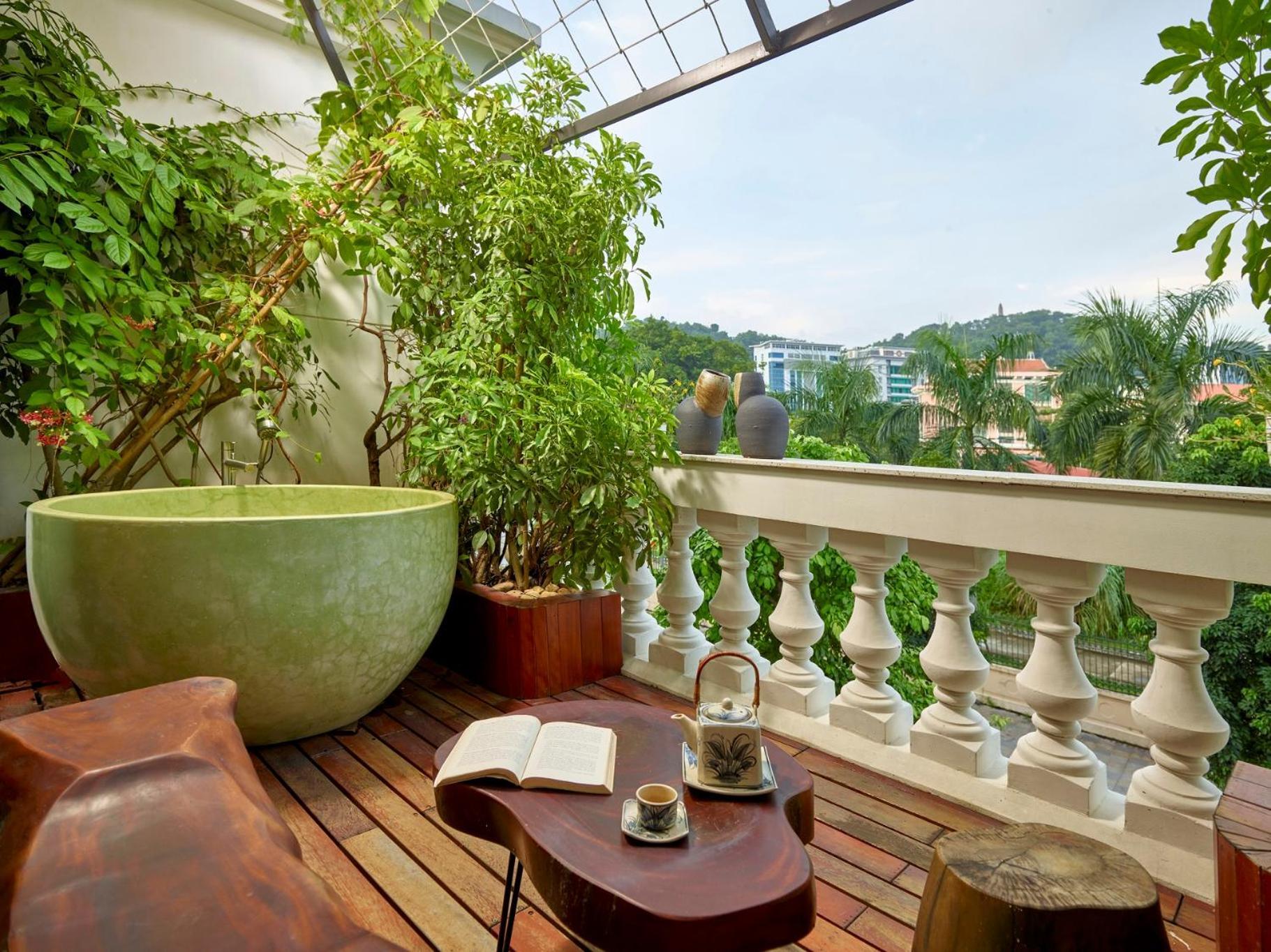 Draha Halong Hotel - Serenity, Charm And Nature - Preferred By Western Travelers Hạ Long Extérieur photo